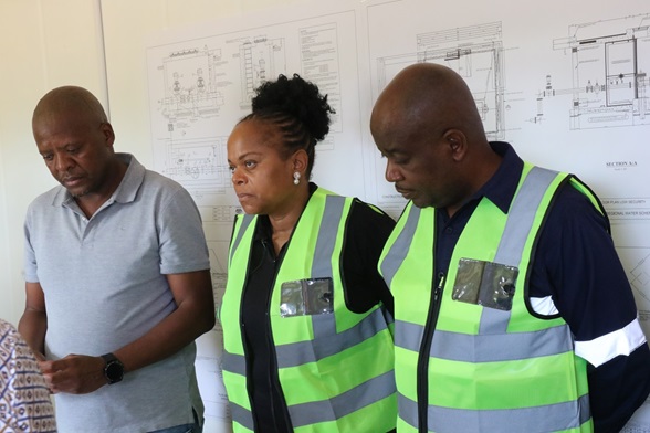 PREMIER DR RAMATHUBA LEADS EXCO ON DISTRICT DEVELOPMENT MODEL OUTREACH IN LNM