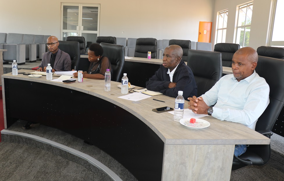 LEPELLE-NKUMPI TAKES CHARGE - MAYOR MOLALA MEETS WITH NERSA TO SECURE DISTRIBUTION AND TRADING ELECTRICITY LICENSES