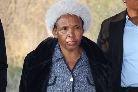MEC MAKAMU VACCINATES 700 CATTLE IN ZEBEDIELA TO FIGHT THE FOOT AND MOUTH DISEASE